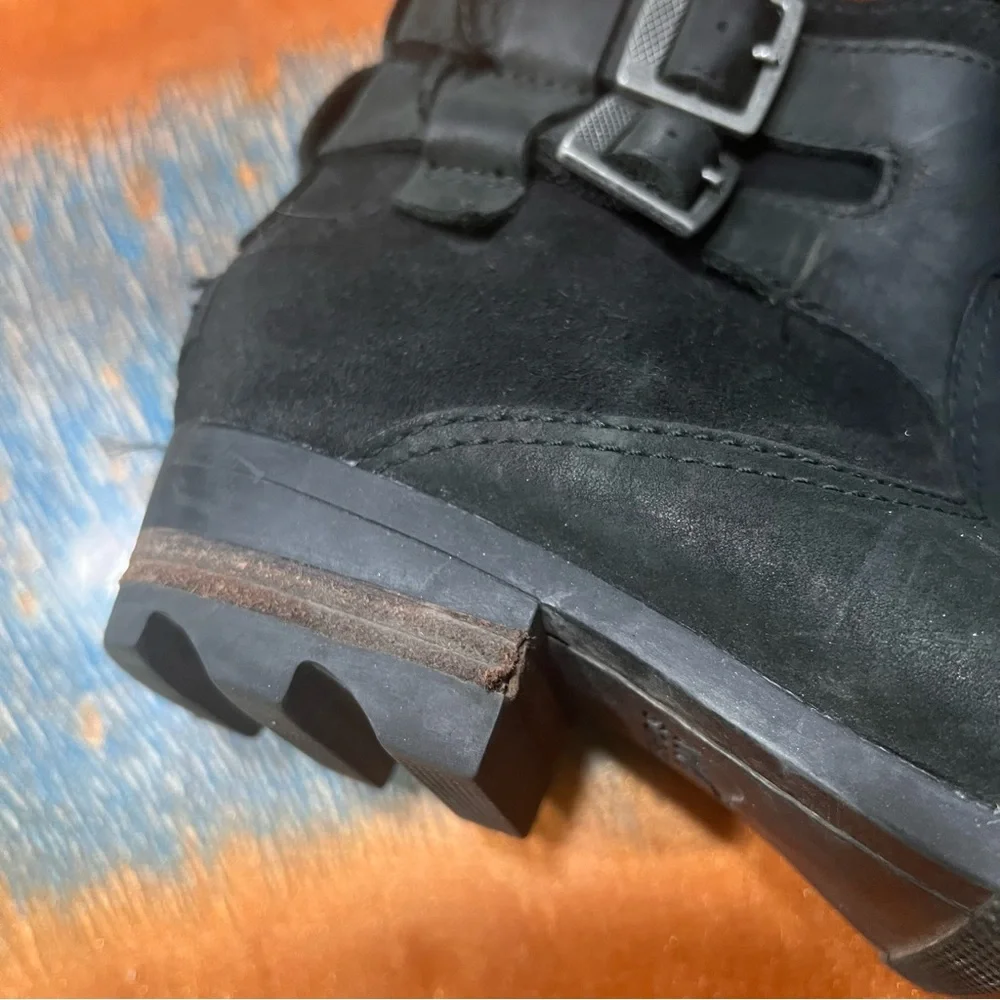 Sorel Lolla Black Leather Ankle Boots size 7